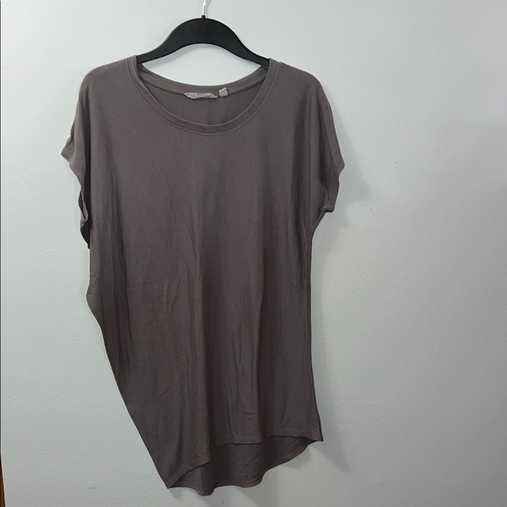 Athleta light purple/gray asymmetrical top